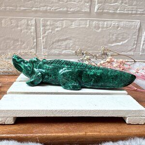 Gorgeous Malachite Alligator/Crocodile Carving